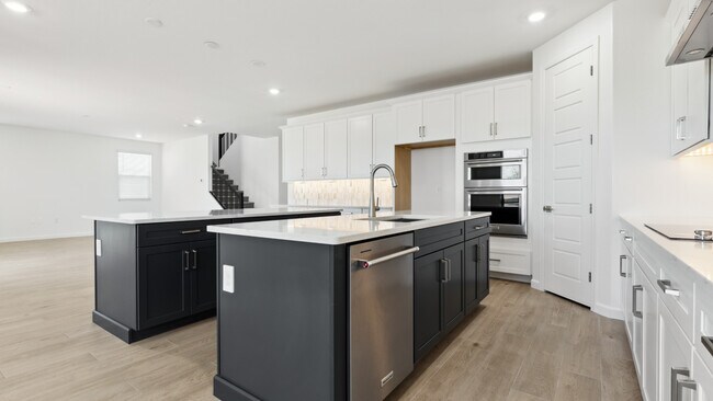 2315 W Pearce Rd, Phoenix, AZ 85041 - photo 7