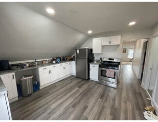 119 Hanover St Unit 2, Providence, RI 02907