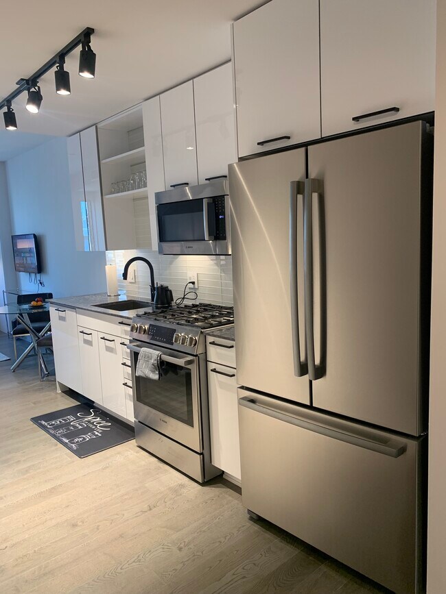 70 N St SE unit 914, Washington, DC 20003 - photo 5