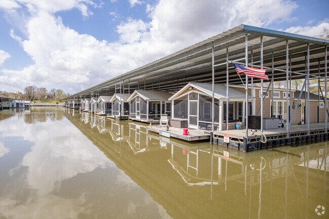 House boats are a different living option in Bainbridge.
