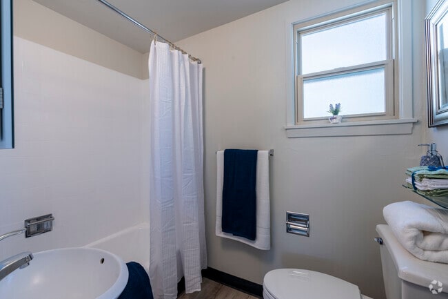 907 Flats, Carson City, NV 89701 - photo 6
