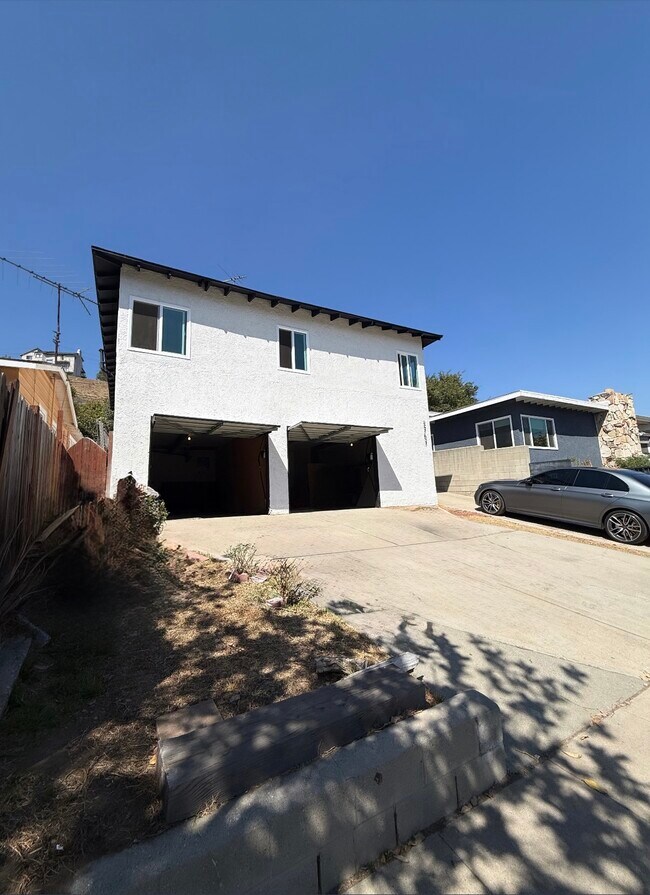2747 Budau Ave, Los Angeles, CA 90032