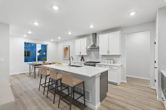 12051 Amplify Cir, Lone Tree, CO 80134 - photo 3