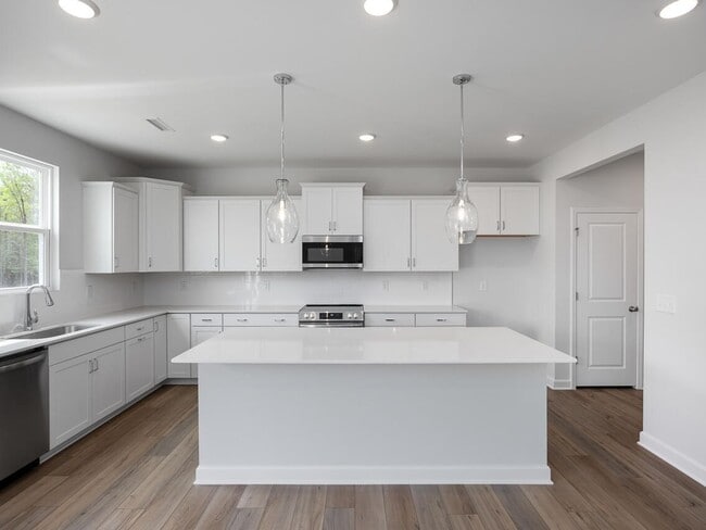 500 Crescent Wood Trail, Zebulon, NC 27597 - photo 6