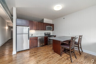 712 E Fayette St, Syracuse, NY 13210