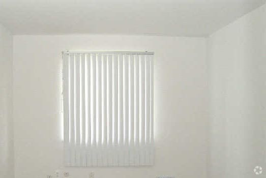 Kings Arms, Sterling Heights, MI 48312 - photo 7