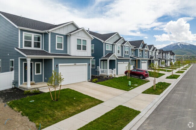 The new townhomes in Payson are a testament to modern living and contemporary design.