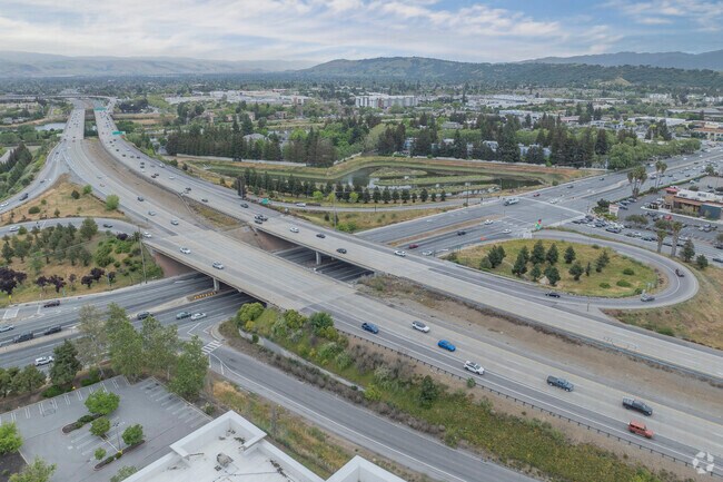 Highway 87 is the main thoroughfare in and out of Canoas West.