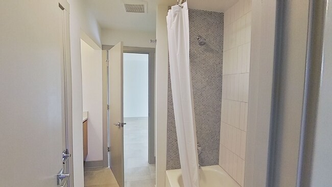 924 10th Ave unit 1, Huntington, WV 25701 - photo 6