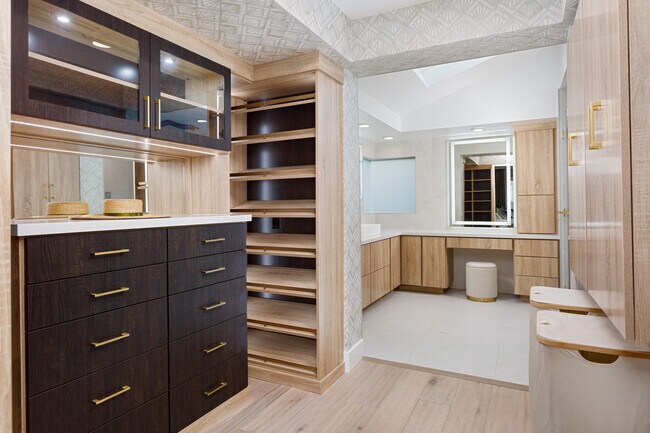 18826 Winnwood Ln, Santa Ana, CA 92705 - photo 5