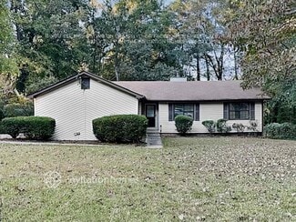 820 Cedar Lake Dr SE, Conyers, GA 30094