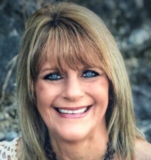 Carolyn Donnel