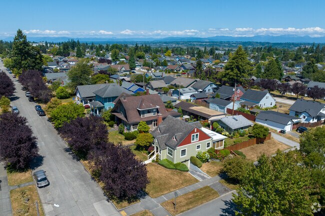 Overview of Delta neighborhood on a summer's day.