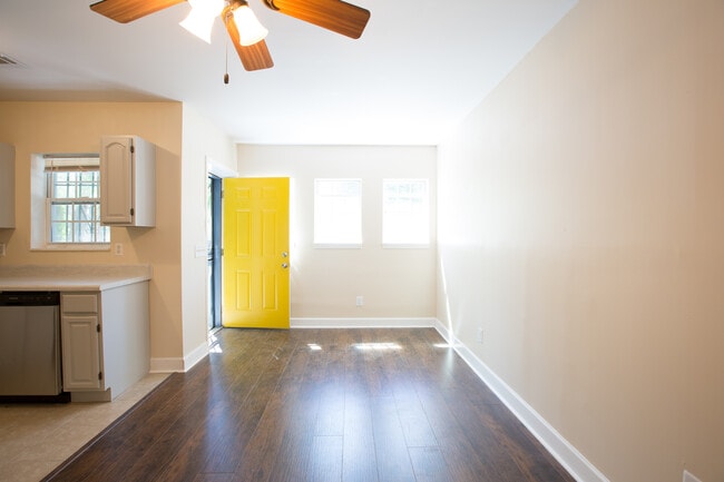361 Joseph E Lowery Blvd NW unit 4, Atlanta, GA 30314 - photo 4