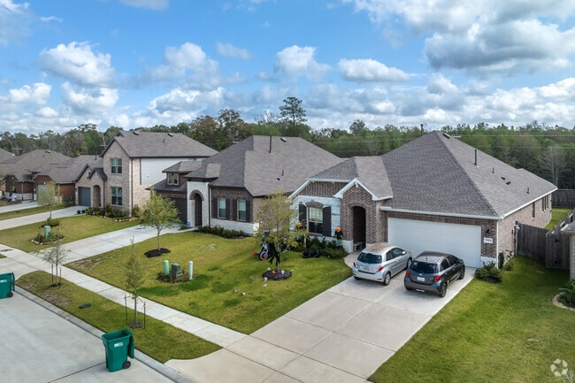 Newly built homes in Roman Forest have modern upgrades for residents to enjoy.
