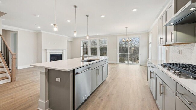 1111 Muddy Branch Ct, Middle River, MD 21220 - photo 4