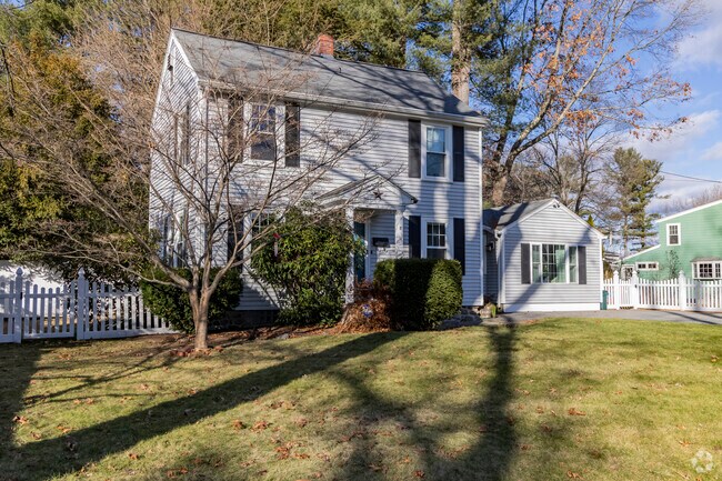 Distinctive Garrison-style homes in Chelmsford feature classic charm and sturdy design.