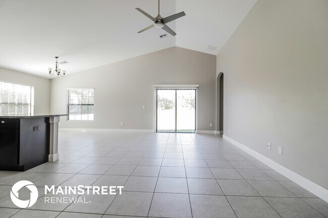 327 Anchovie Ct, Kissimmee, FL 34759 - photo 3