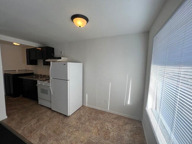 1704 Fairfield Ave unit 21, Las Vegas, NV 89102 - photo 7