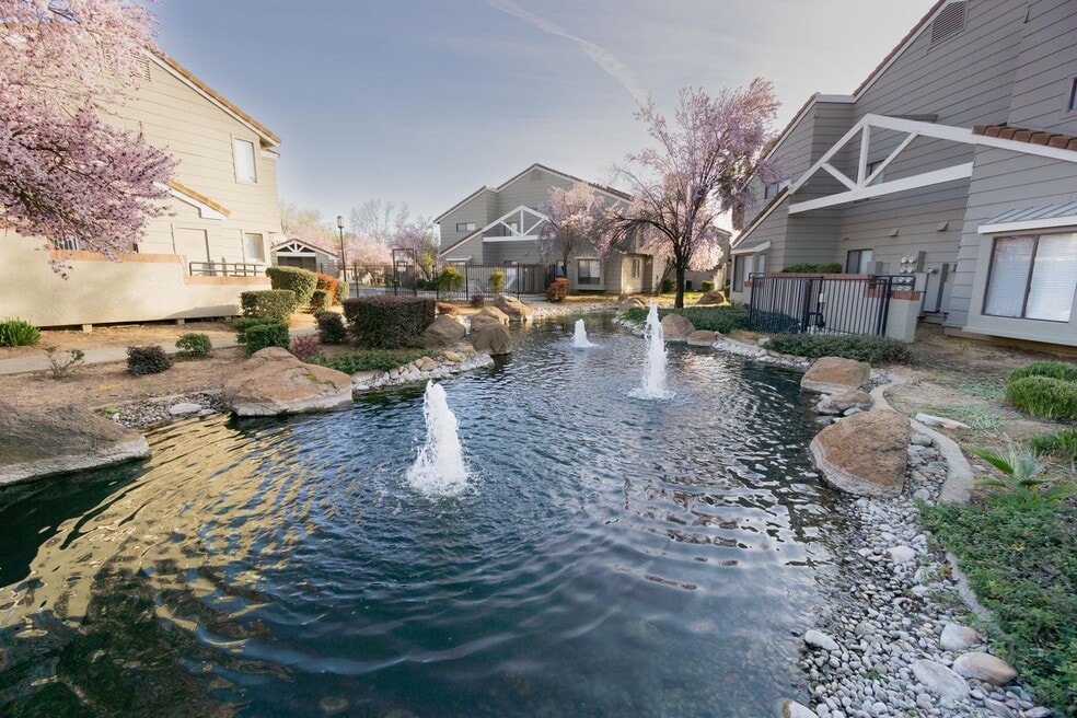 Huntington Square, Citrus Heights, CA 95621 - photo 1