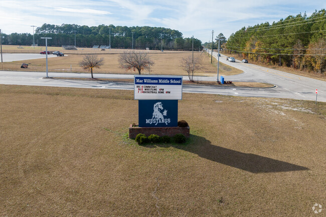 Mac Williams Middle School is the home of the Mustangs.