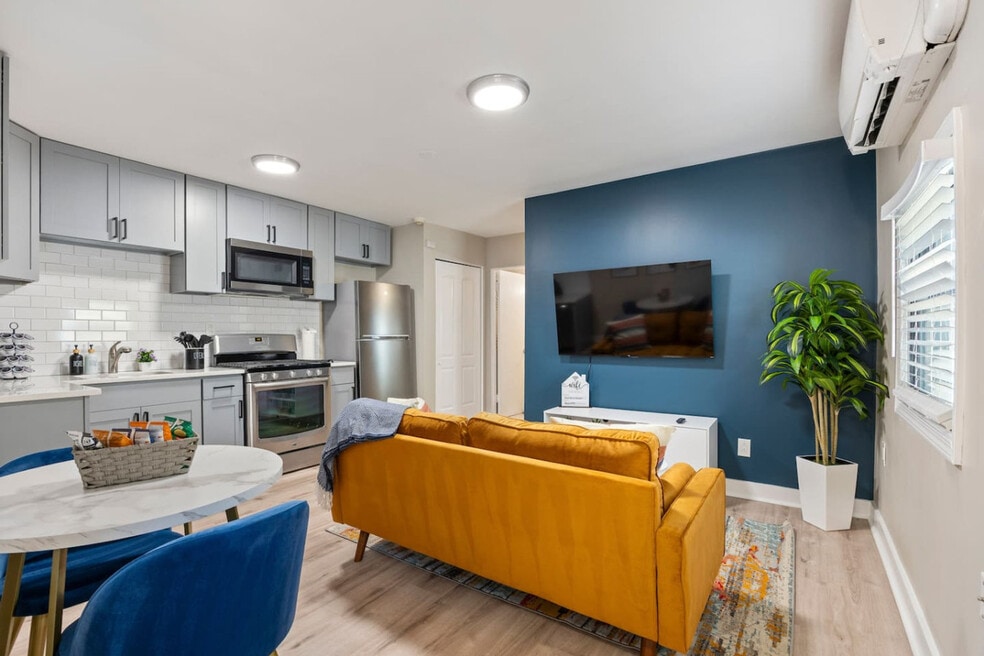 1009 Front St unit ID1366970P, Lisle, IL 60532 - photo 1