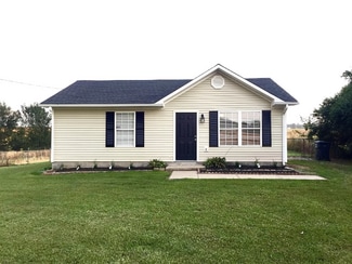 209 Bumpus Mill Rd, Oak Grove, KY 42262