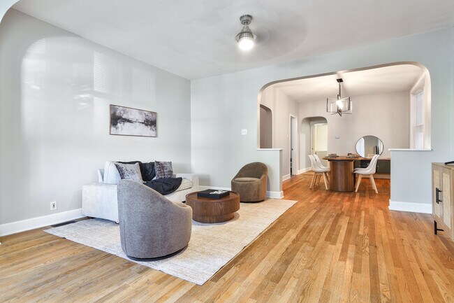 3617 N Whipple St unit 1, Chicago, IL 60618 - photo 3