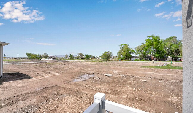 1991 E Burger St, Lake Point, UT 84074 - photo 3