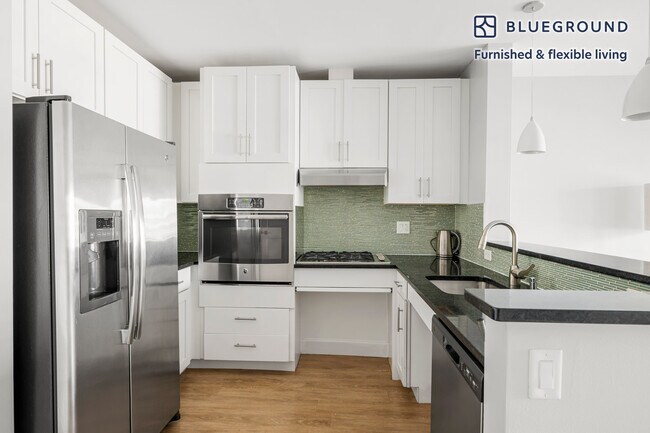 33 Rogers St unit FL2-ID1156, Cambridge, MA 02142 - photo 6