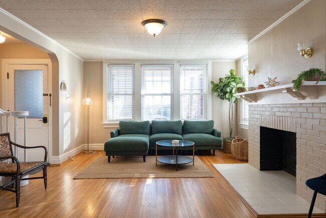 315 Frederick St unit 313, Hagerstown, MD 21740 - photo 3