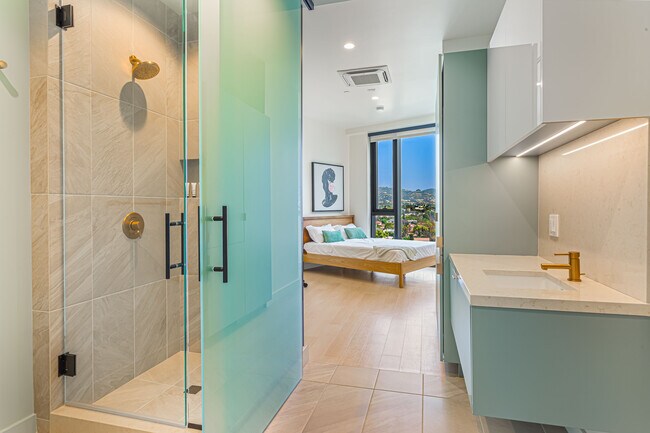 6401 Wilshire Blvd unit 803E, Los Angeles, CA 90048 - photo 5