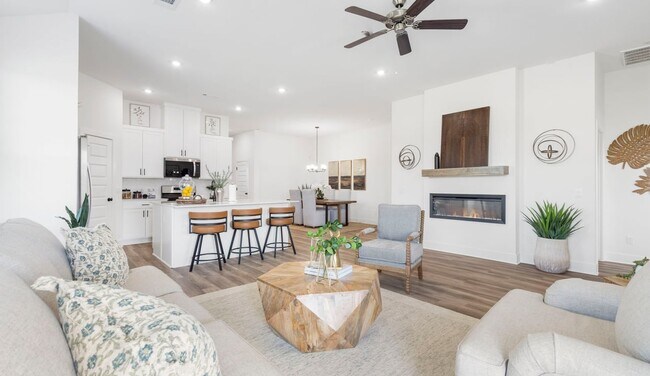 1011 Sagely St, Prairie Grove, AR 72753 - photo 6