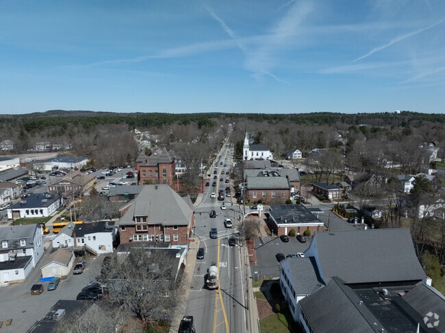 Route 109 connects Downtown Medfield to the surrounding communitites.