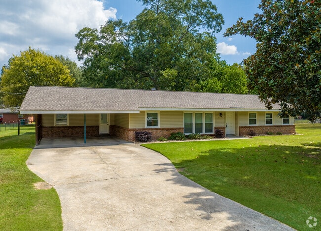Ranch-style homes are typical in Millbrook.