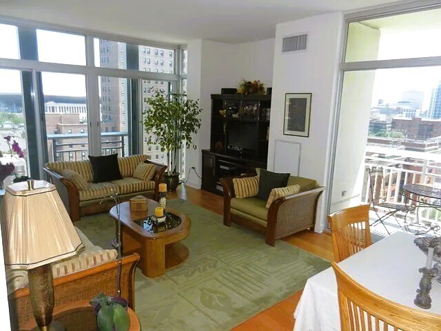 Michigan 1400 unit 1204, Chicago, IL 60605 - photo 5