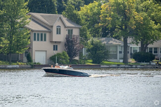 Boaters love to get out on the water so close to their homes in McHenry Shores.