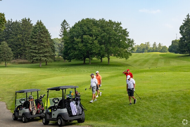 Groesbeck Golf Course is a regulation-length municipal golf course in Northside Lansing.