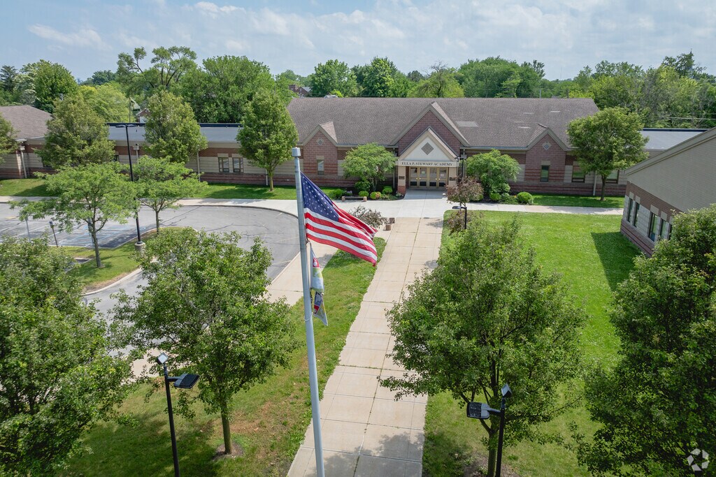 Ella P. Stewart Academy for Girls welcomes new students.