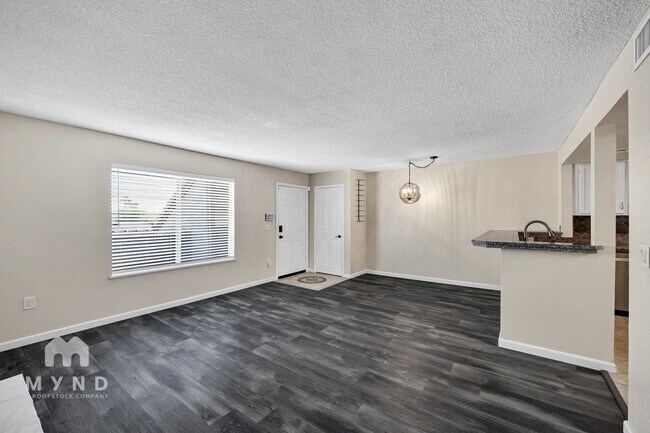 1645 W Baseline Rd unit 2098, Mesa, AZ 85202 - photo 3