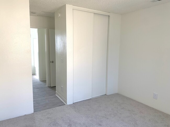 PepperTree Place, Riverside, CA 92503 - photo 7