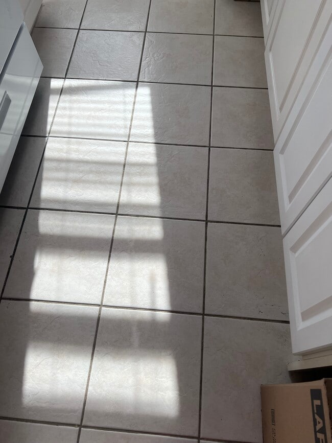 2018 Jones Rd unit 2, Fort Lee, NJ 07024 - photo 4