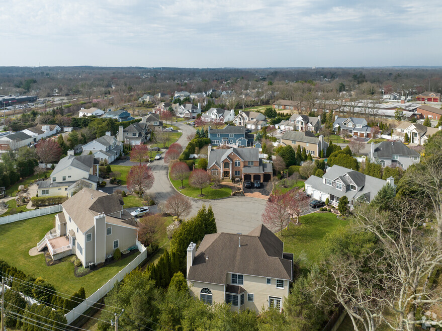 City_Smithtown_ 1000666_p2_v1_al_111324.