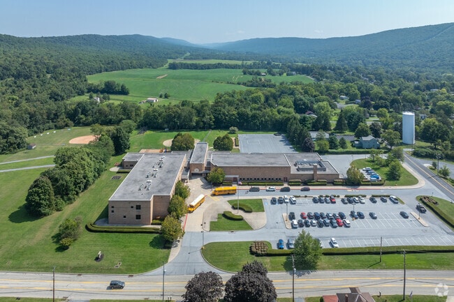 Middle Paxton Elementary School received an overall grade of B from Niche.