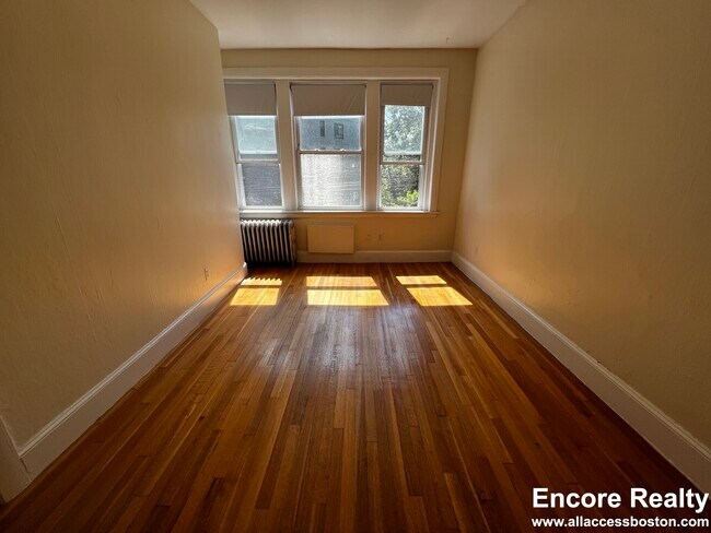 33 Lancaster Terrace unit 312, Brookline, MA 02446 - photo 6