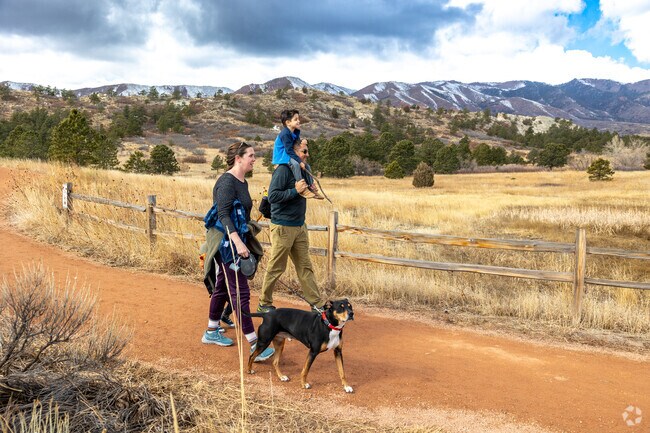 Ute Valley Park nearby offers additional trails and family-friendly outdoor activities.