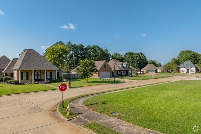 Most residents stay in Tennyson Oaks for a long time.