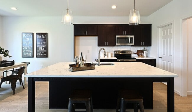 136 Foundry Ln, Lebanon, PA 17042 - photo 3