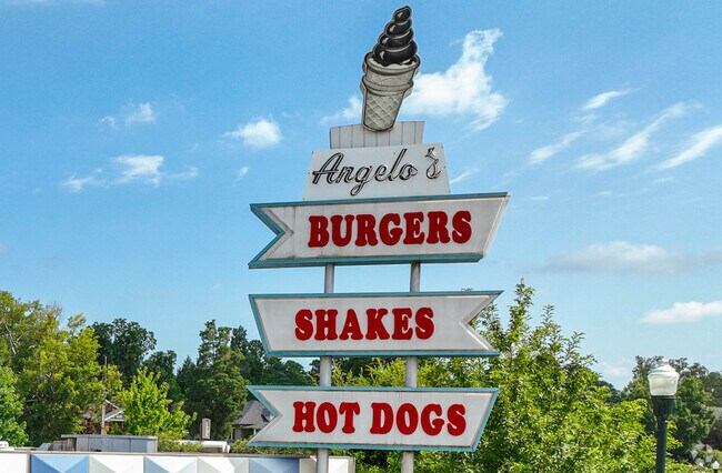 Windemere Springs is within walking distance to Zesto's, known for burgers and shakes.