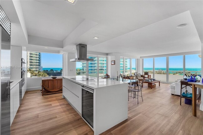South Pointe Tower unit 704, Miami Beach, FL 33139 - photo 2